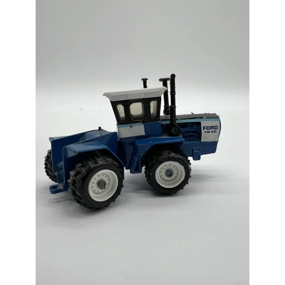 1/64 Ford FW-60 4WD‎ Tractor Grey Rim